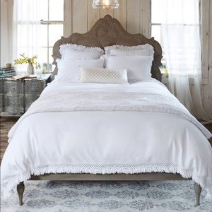 Matelasse Liora Duvet Cover